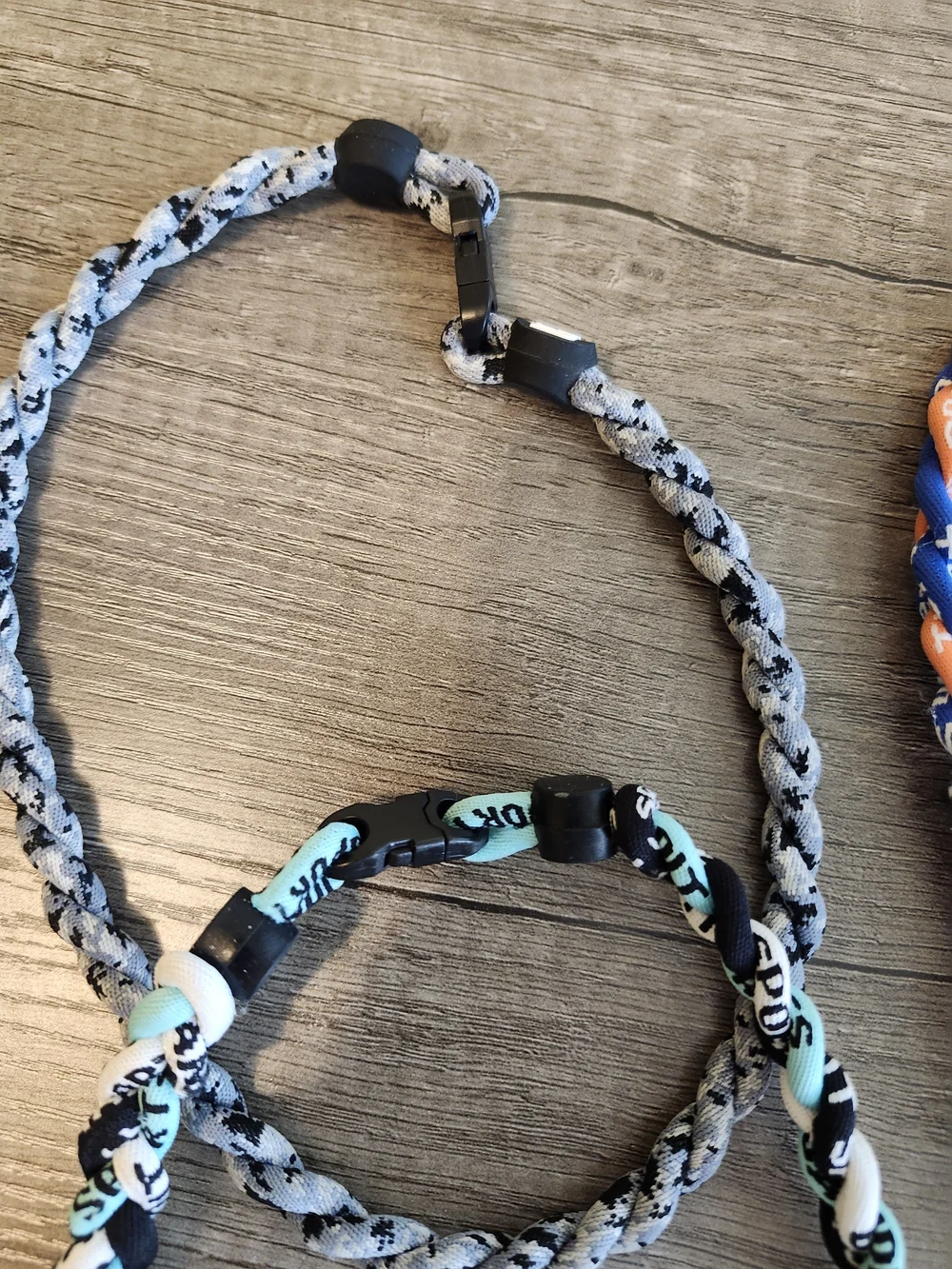 N/A set braided